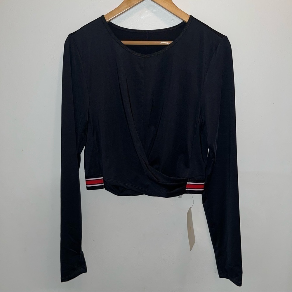 New with Tags Fabletics Eco Conscious Front Twist Top Women’s Size XL 12/14 - Picture 2 of 10